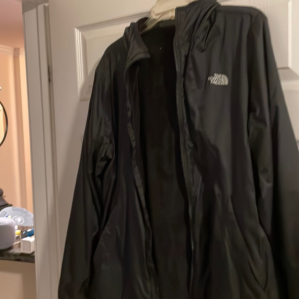 North Face ultra light, ultra warm rain wind breaker jacket with hood /pockets